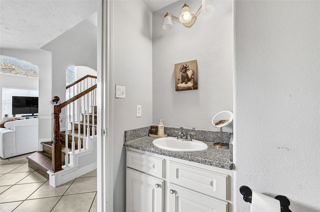 6613 Whitton Drive, Houston, TX 77085