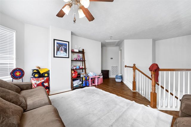 6613 Whitton Drive, Houston, TX 77085