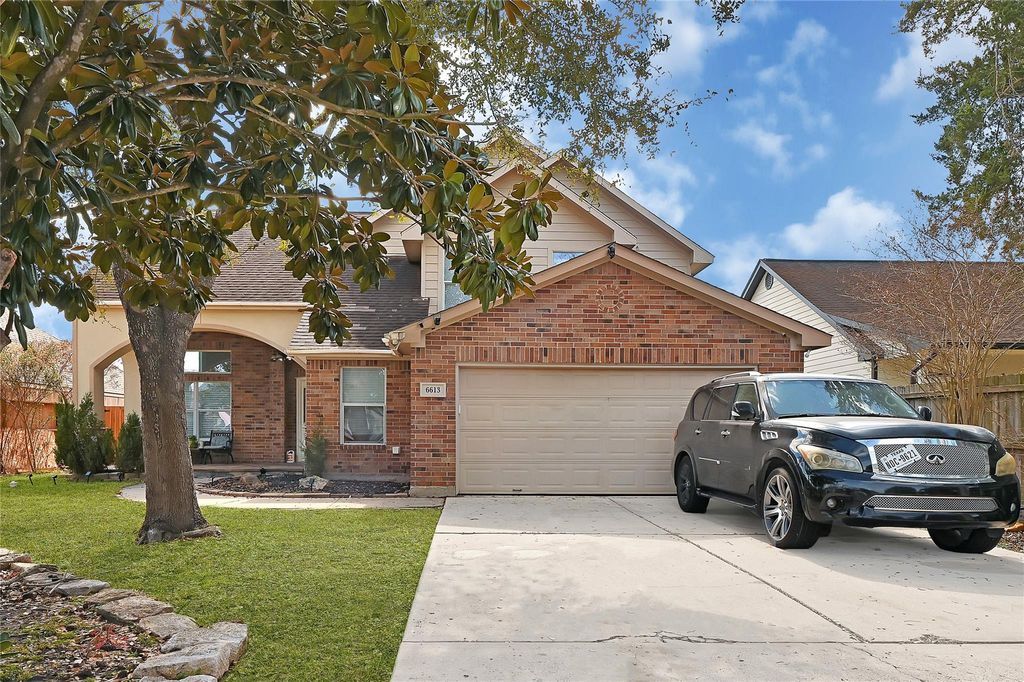 6613 Whitton Drive, Houston, TX 77085