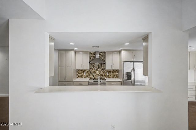 4446 E CAMELBACK Road 104, Phoenix, AZ 85018