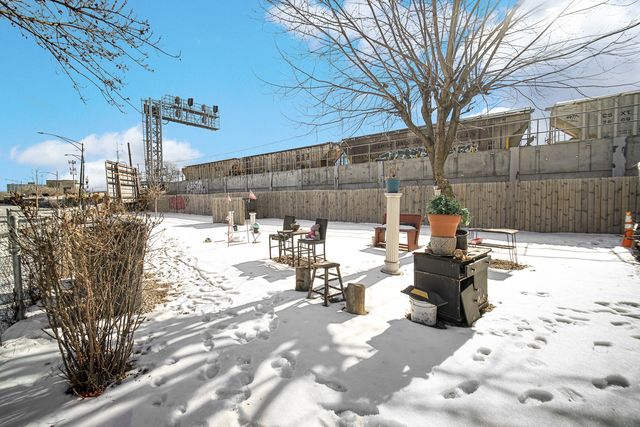 3515 W Cermak Road, Chicago, IL 60623