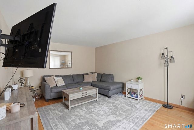 159 Rhodes Street, New Britain, CT 06051