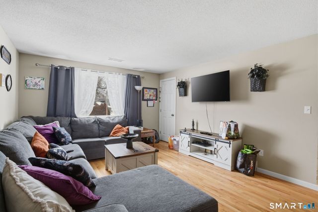 159 Rhodes Street, New Britain, CT 06051