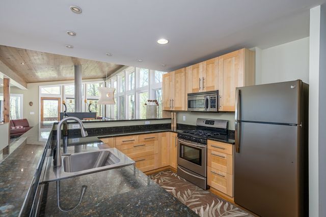 40 Pond Path, Ellijay, GA 30536