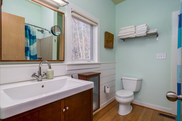 40 Pond Path, Ellijay, GA 30536