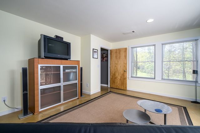 40 Pond Path, Ellijay, GA 30536