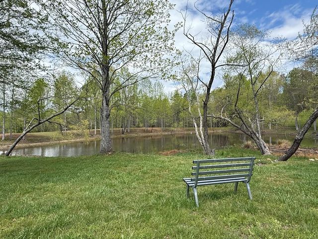 40 Pond Path, Ellijay, GA 30536