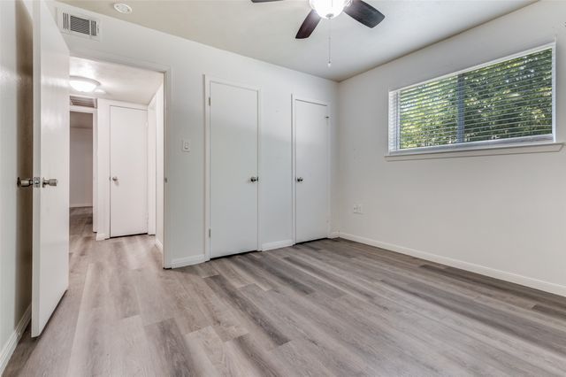 428 N Dallas Avenue, Lancaster, TX 75146