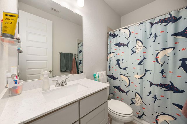 8711 Harbor Pines Drive, Cypress, TX 77433