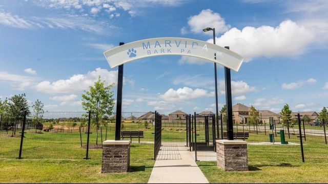 8711 Harbor Pines Drive, Cypress, TX 77433