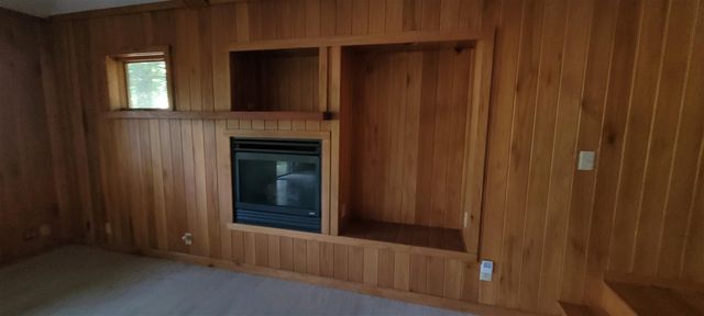 5921 W Longbridge Road, Pentwater, MI 49449