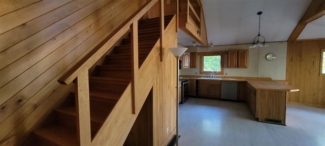 5921 W Longbridge Road, Pentwater, MI 49449