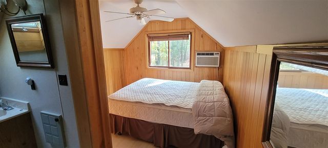 5921 W Longbridge Road, Pentwater, MI 49449