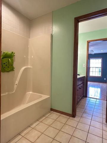 3164 Katherine Avenue, Fayetteville, AR 72703