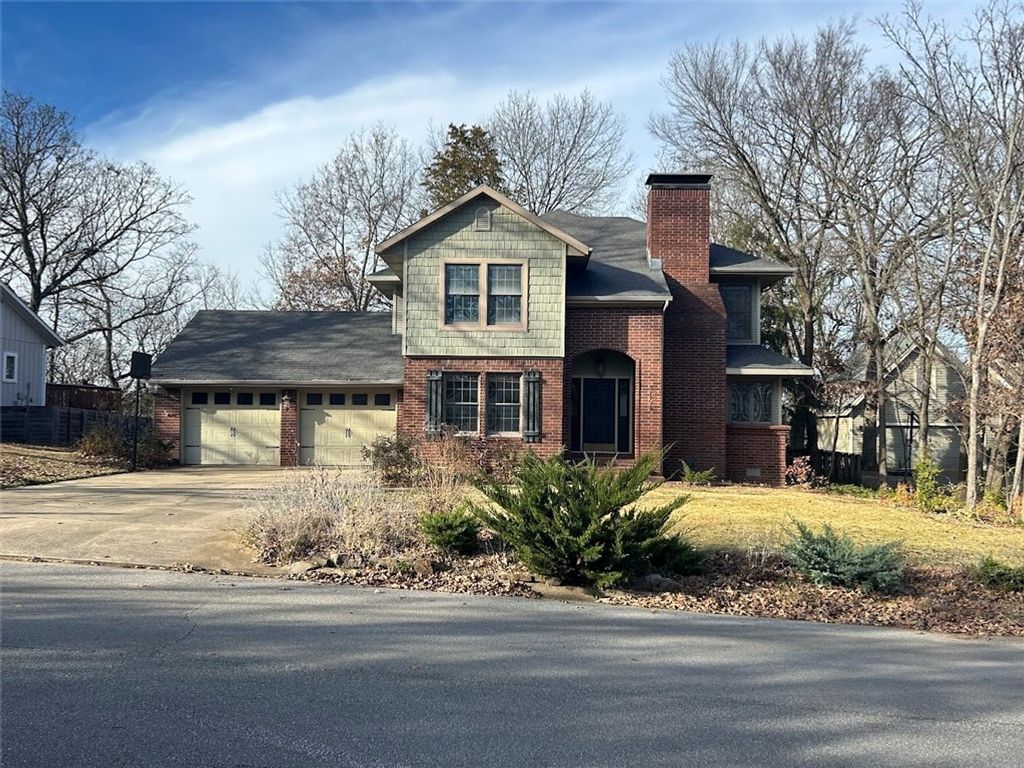 3164 Katherine Avenue, Fayetteville, AR 72703