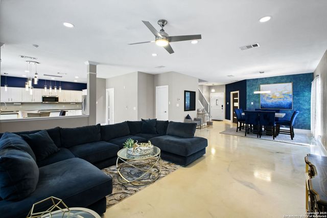 21118 Carmel Hills, San Antonio, TX 78259