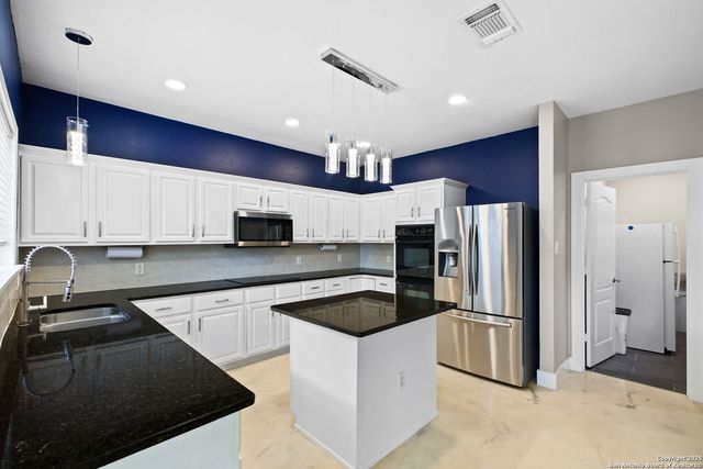21118 Carmel Hills, San Antonio, TX 78259