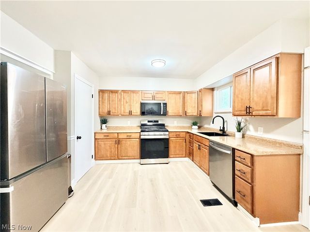 4289 Ardmore Road, South Euclid, OH 44121