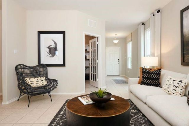 10315 American Paint WAY, Manor, TX 78653