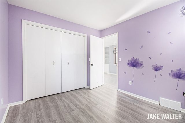 1043 Merrifield Street, Grand Rapids, MI 49507