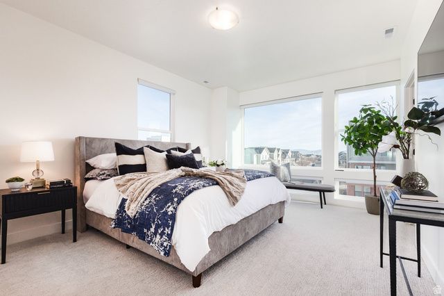 11082 S LAKE RUN RD, South Jordan, UT 84009