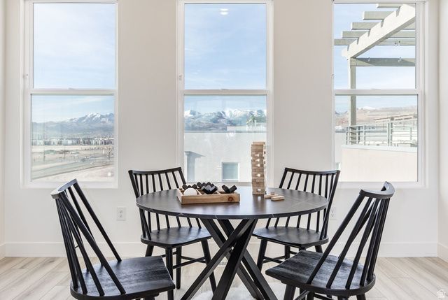 11082 S LAKE RUN RD, South Jordan, UT 84009