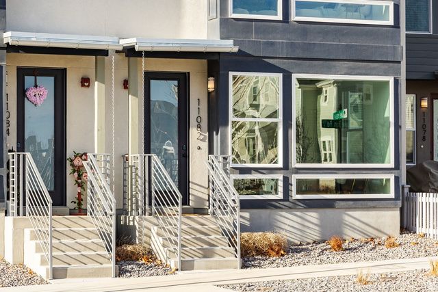 11082 S LAKE RUN RD, South Jordan, UT 84009