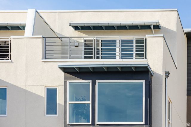 11082 S LAKE RUN RD, South Jordan, UT 84009