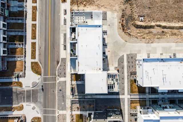 11082 S LAKE RUN RD, South Jordan, UT 84009