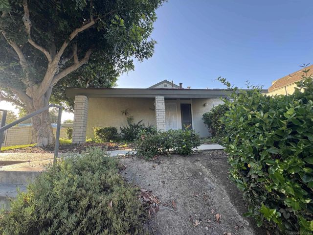 5037 La Cuenta Dr., San Diego, CA 92124