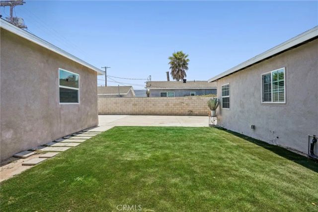 3816 S Victoria Avenue, Los Angeles, CA 90008