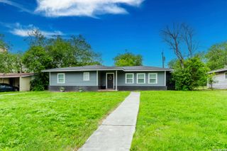 210 GREENHAVEN DR, San Antonio, TX 78201