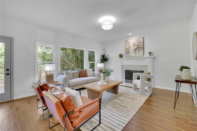 1412 Winterberry Ridge Circle, Woodstock, GA 30189