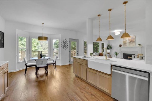 1412 Winterberry Ridge Circle, Woodstock, GA 30189