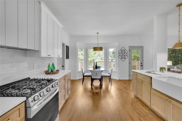 1412 Winterberry Ridge Circle, Woodstock, GA 30189