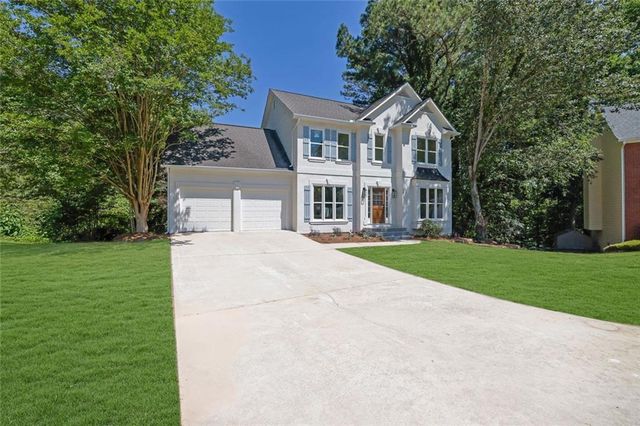 1412 Winterberry Ridge Circle, Woodstock, GA 30189