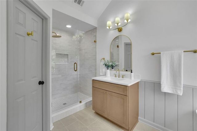 1412 Winterberry Ridge Circle, Woodstock, GA 30189