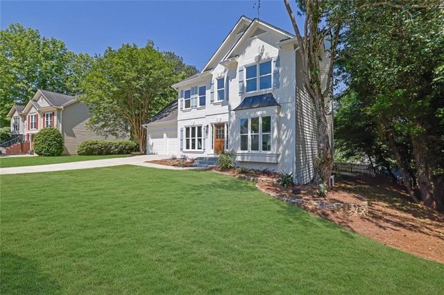 1412 Winterberry Ridge Circle, Woodstock, GA 30189