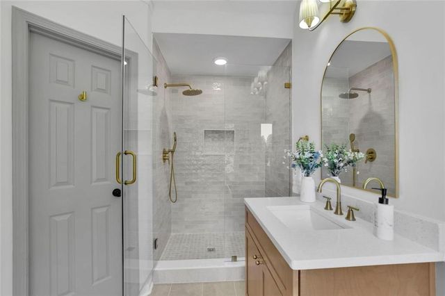 1412 Winterberry Ridge Circle, Woodstock, GA 30189