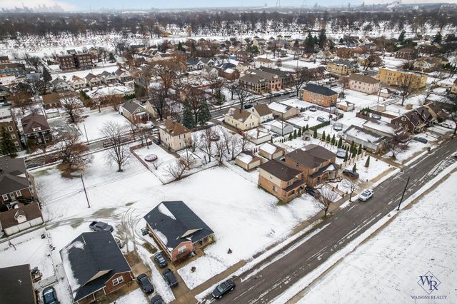 1740 Ferney Street, Dearborn, MI 48120