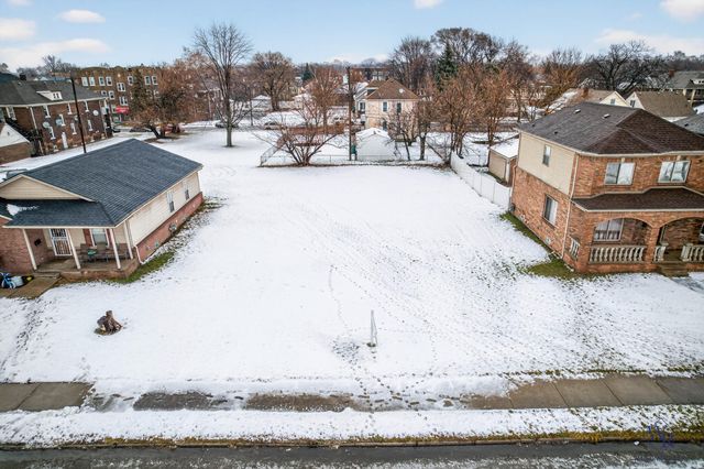 1740 Ferney Street, Dearborn, MI 48120