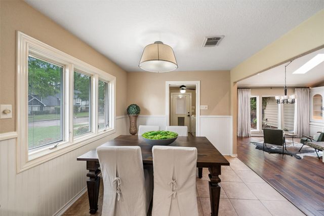 722 Shadowbrook Drive, Spring, TX 77380