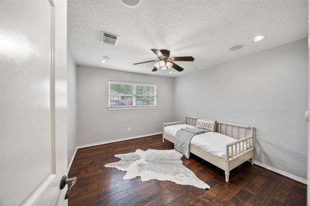 722 Shadowbrook Drive, Spring, TX 77380