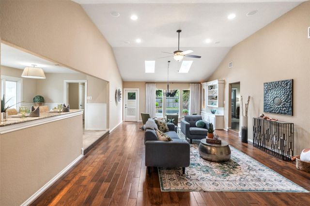 722 Shadowbrook Drive, Spring, TX 77380