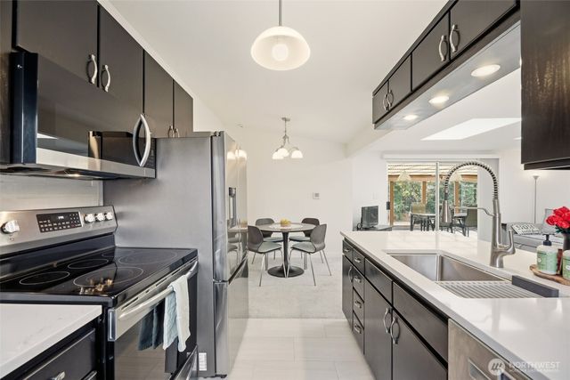 1279 149th Place SE, Bellevue, WA 98007