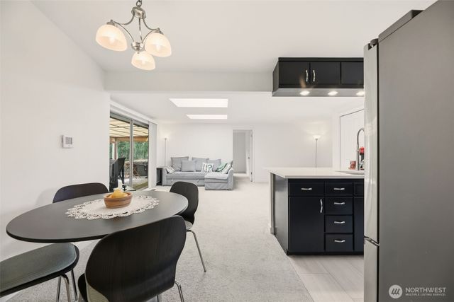 1279 149th Place SE, Bellevue, WA 98007