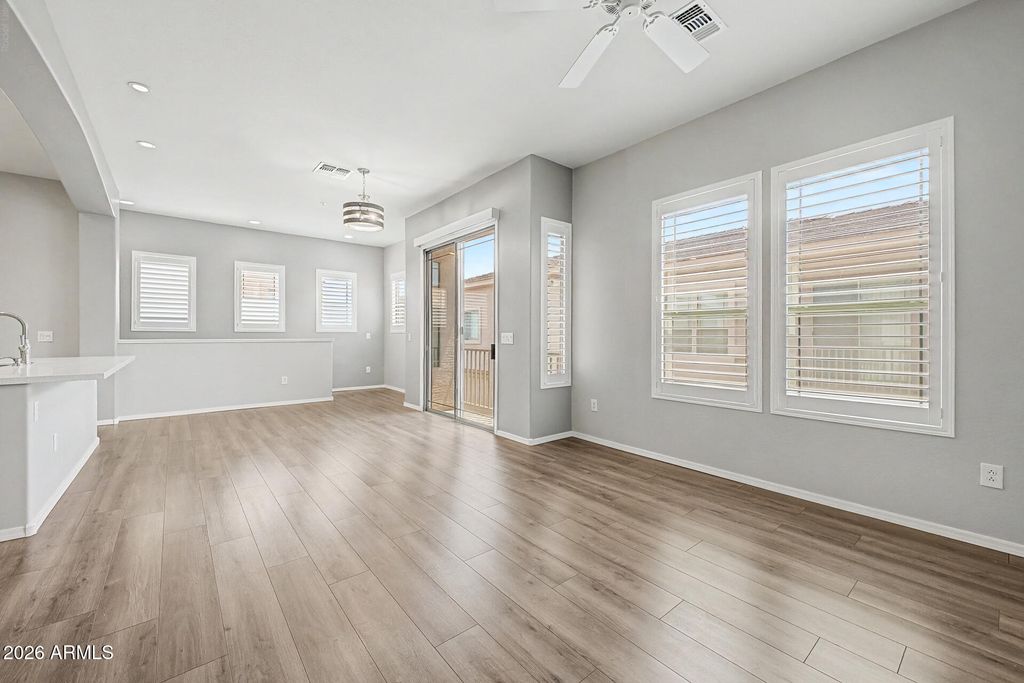 42424 N GAVILAN PEAK Parkway 55206, Anthem, AZ 85086 — photo 5