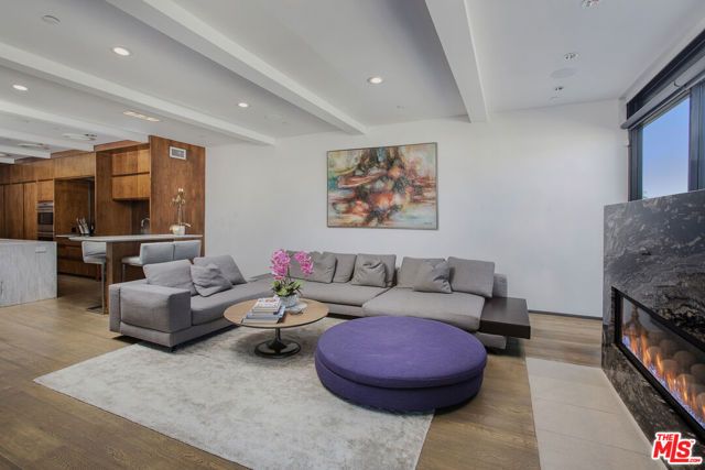 2105 E Balboa Boulevard, Newport Beach, CA 92661