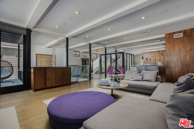 2105 E Balboa Boulevard, Newport Beach, CA 92661