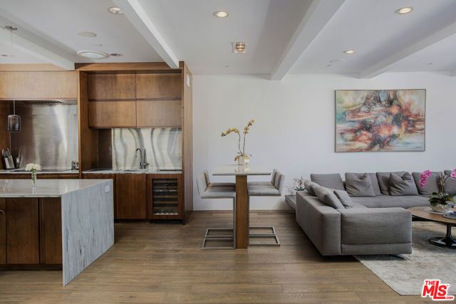 2105 E Balboa Boulevard, Newport Beach, CA 92661